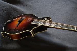 mandolin-f5-03650